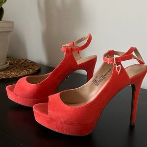 Coral Heels 7.5
